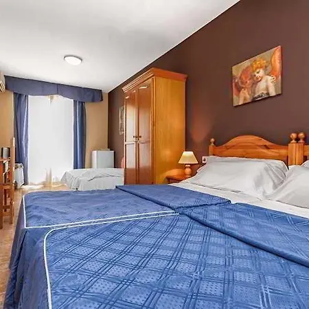 Szálloda Al-andalus 3*