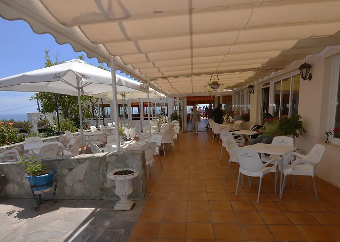 Szálloda Al-andalus 3*