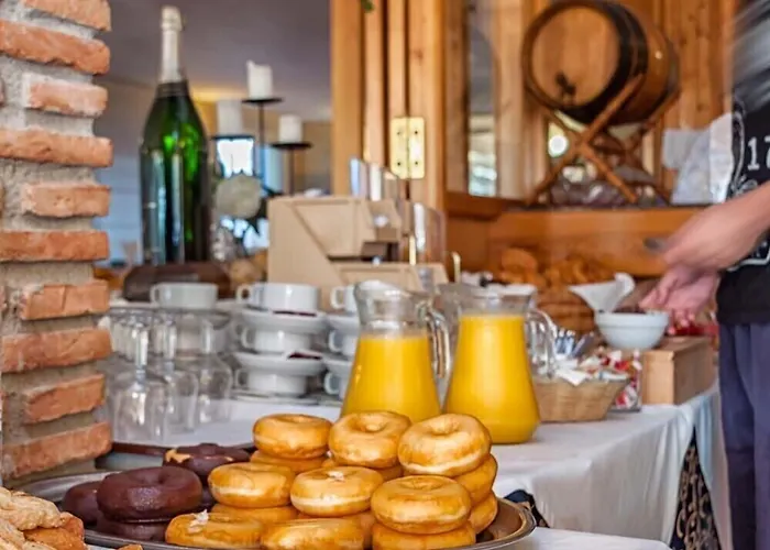 Ξενοδοχείο Al-andalus 3*