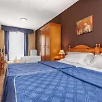 Hotel Al-andalus 3*