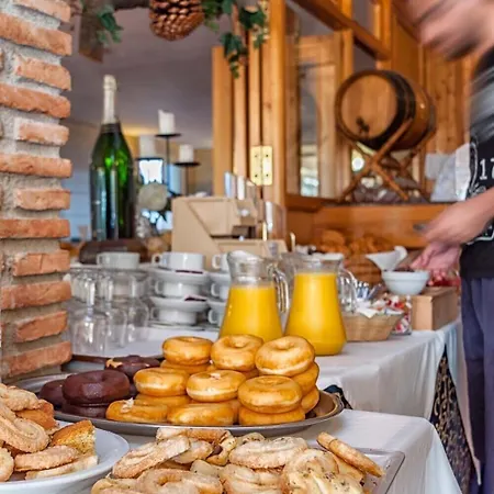 מלון Al-andalus 3*