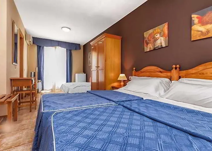 מלון Al-andalus 3*